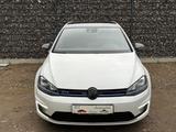 Volkswagen Golf GTE*SchiebeDach*DAB*Kamera*SHZ*Navi*AHK - mit Hybrid-Antrieb: Weiß, Ambiente-Beleuchtung