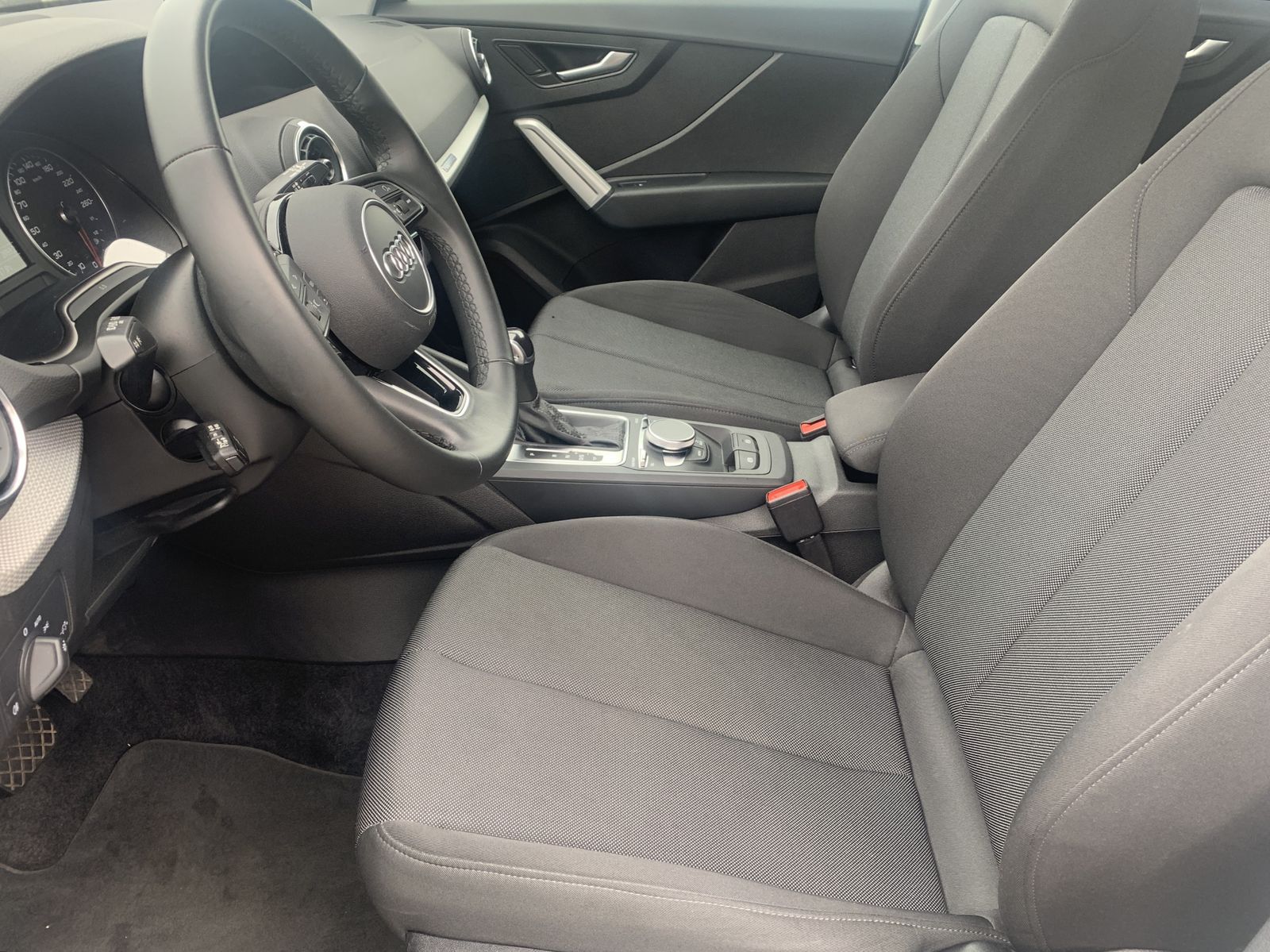 Fahrzeugabbildung Audi Q2 1.5 TFSI*Cam*Navi*LED*Klima*Assistenzpaket*
