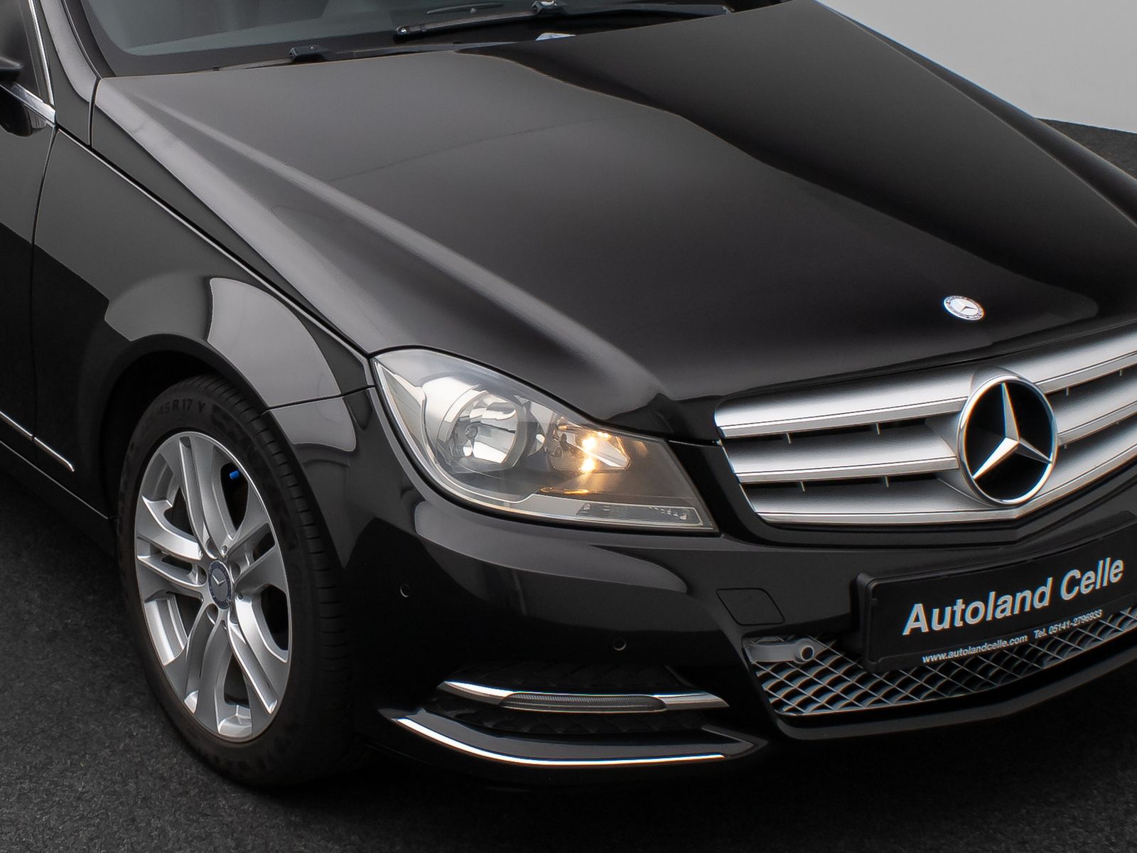 Fahrzeugabbildung Mercedes-Benz C 200 CDI Avantgarde Limo Schiebedach SHZ
