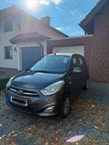 Hyundai i10  EZ 2013  Grau - Hyundai i10 in Mönchengladbach