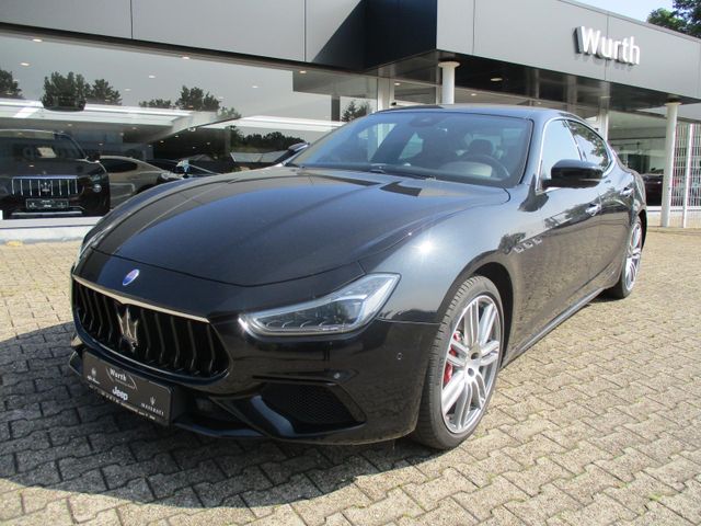 Maserati Ghibli SQ4 GranSport