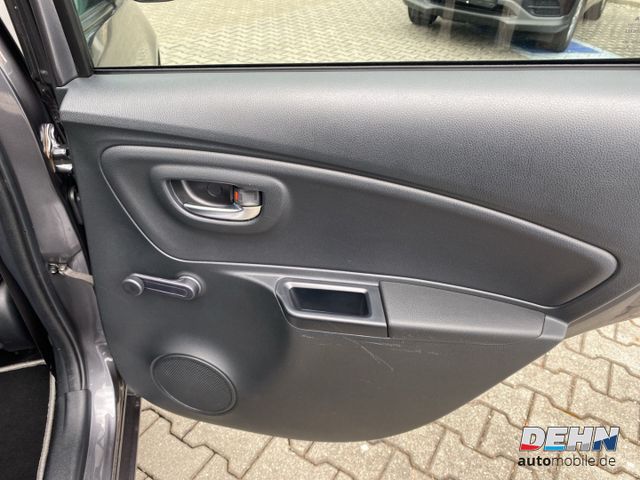 Toyota Yaris 1.5 Dual-VVT-iE Club Alu Kamera