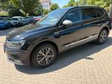 Volkswagen Tiguan Allspace Highline 4Motion LED Top - VW Tiguan Allspace in Leipzig
