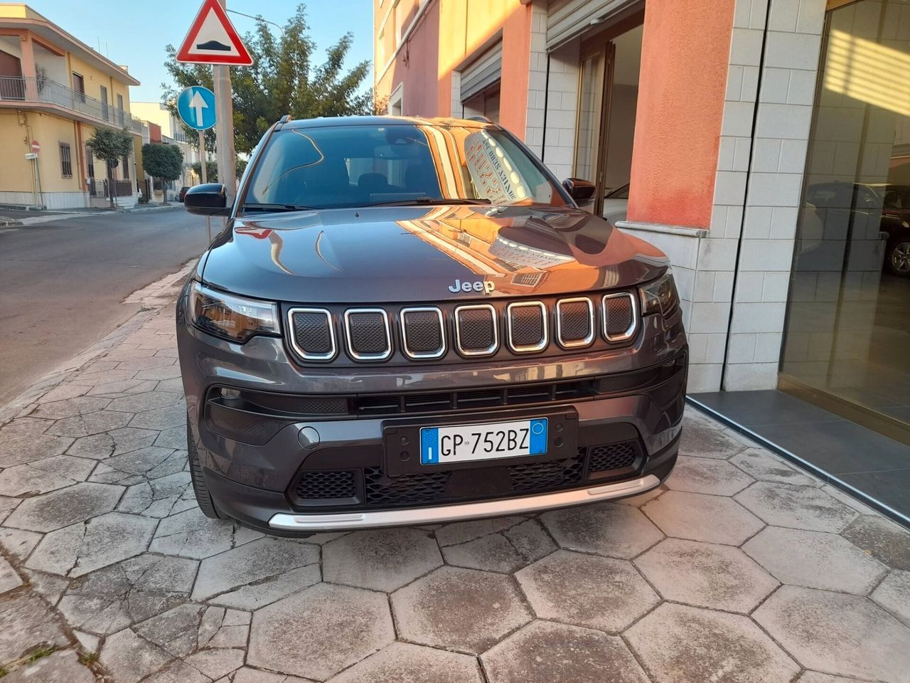 Jeep JEEP COMPASS 1.6 MJT 130 CV LIMITED imagem 2
