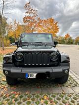 Jeep Wrangler 2.8l CRD Sahara Automatik Sahara - Jeep Wrangler Gebrauchtwagen in München