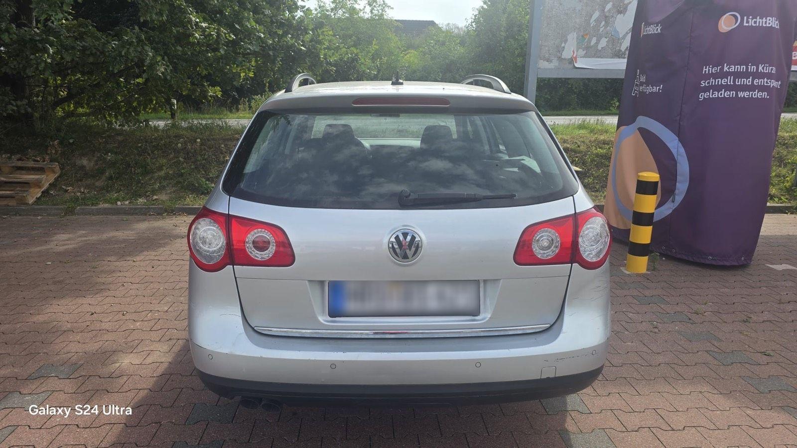 Volkswagen Passat 2011 — photo 7