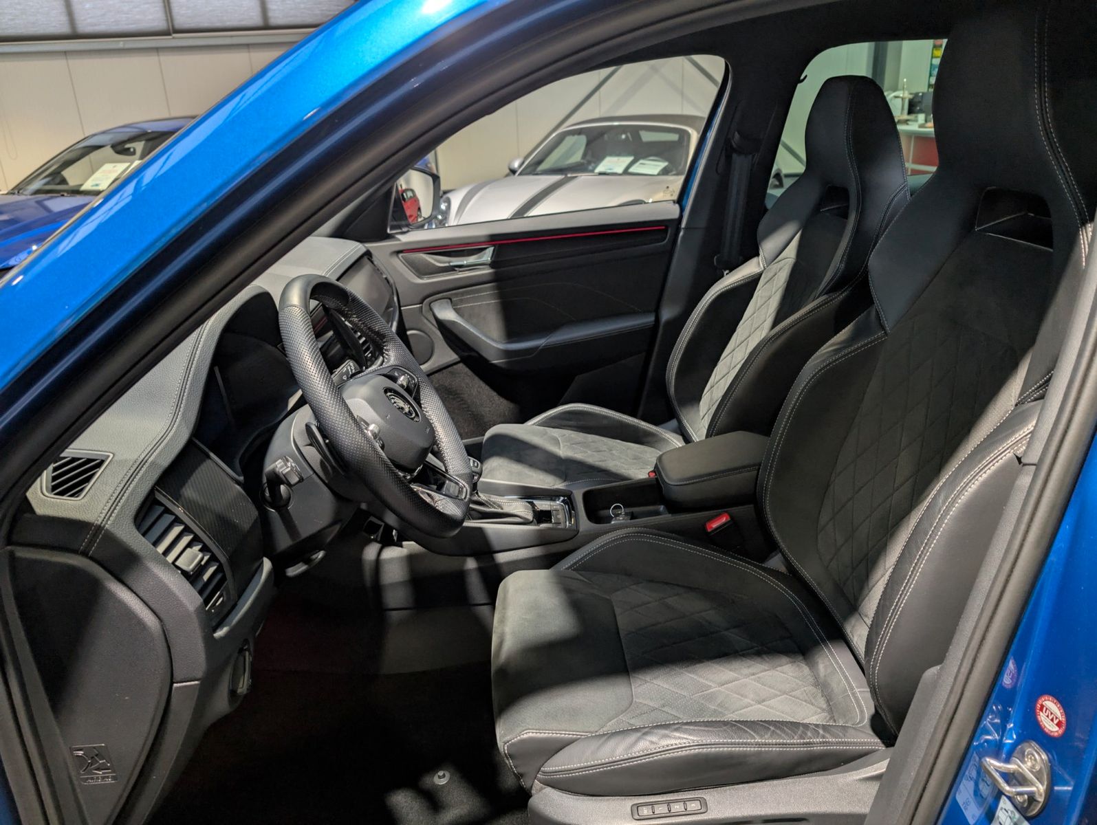 Skoda Kodiaq 2.0 TDI 4x4 DSG Sportline 1.Hand foto 8