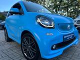 Smart ForTwo CABRIO BRABUS-TAILOR MADE - Smart: Blau