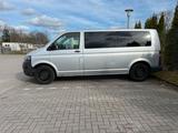 Volkswagen VW T5 2.0 140 ps lang 8-Sitzer/Klima/Navi/... - Volkswagen T5 Caravelle mit Diesel-Antrieb: Kleinbus, 2.0