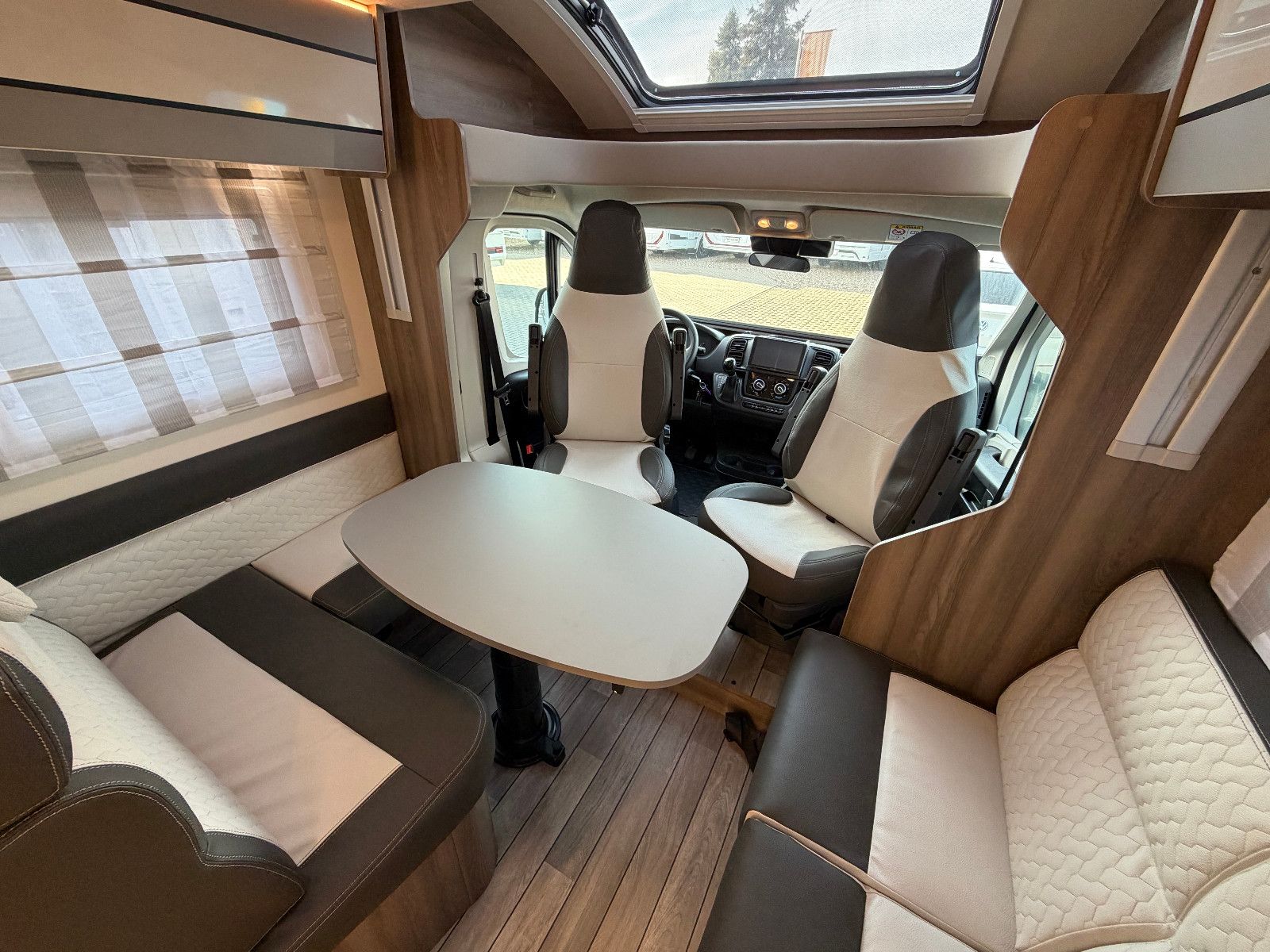 Fahrzeugabbildung Roller Team Kronos - Black Edition - 288TL