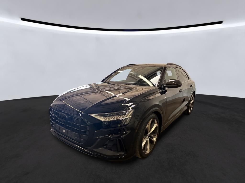 Image of Audi Q8