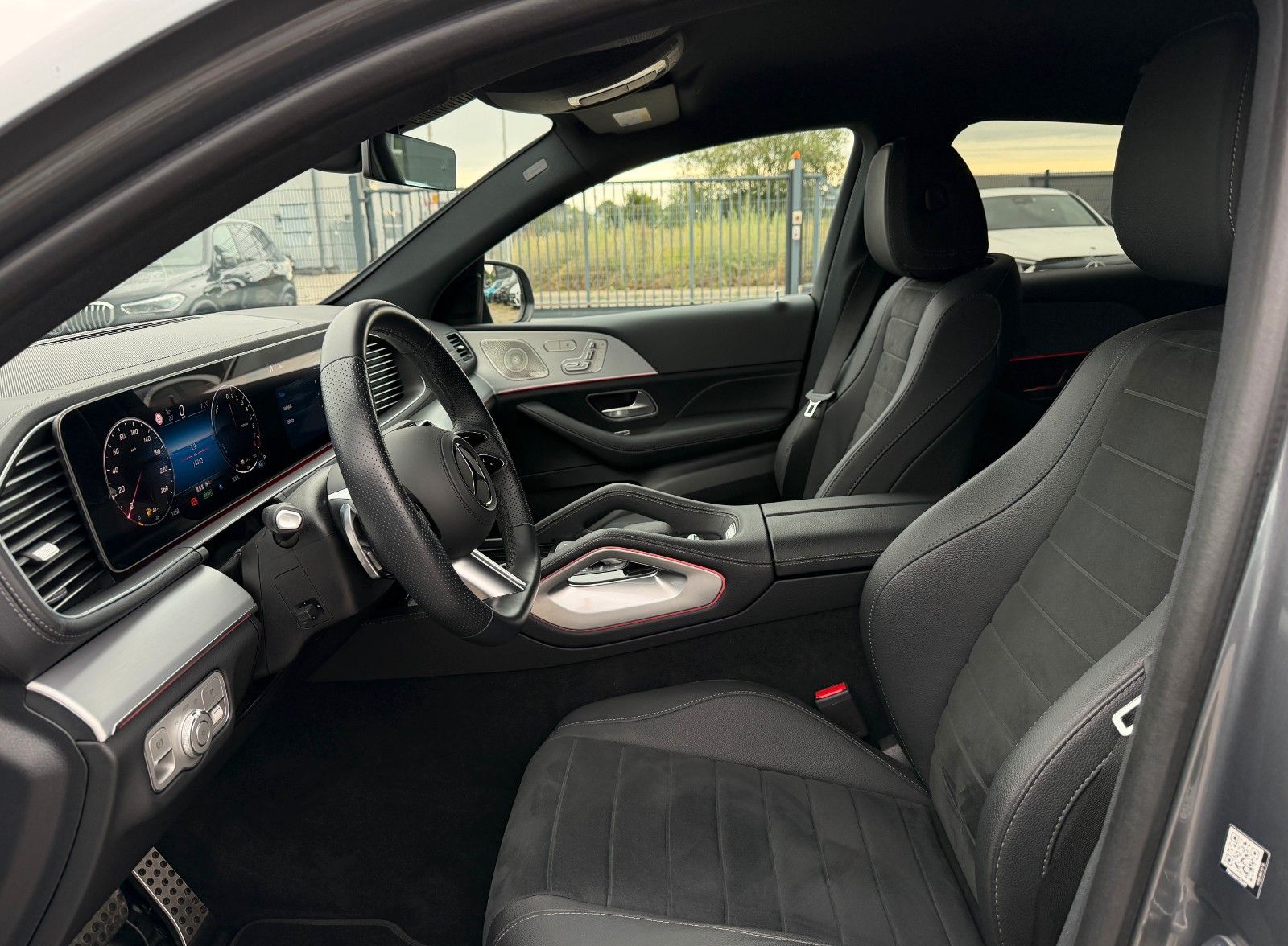 Mercedes-Benz GLE 400e COUPE AMG line Airmatic DISTRONIC foto 12