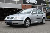 Volkswagen Bora 1.6 *1.HD*SCHECKHEFT*KLIMA*GARANTIE* - Volkswagen Bora: 1.6