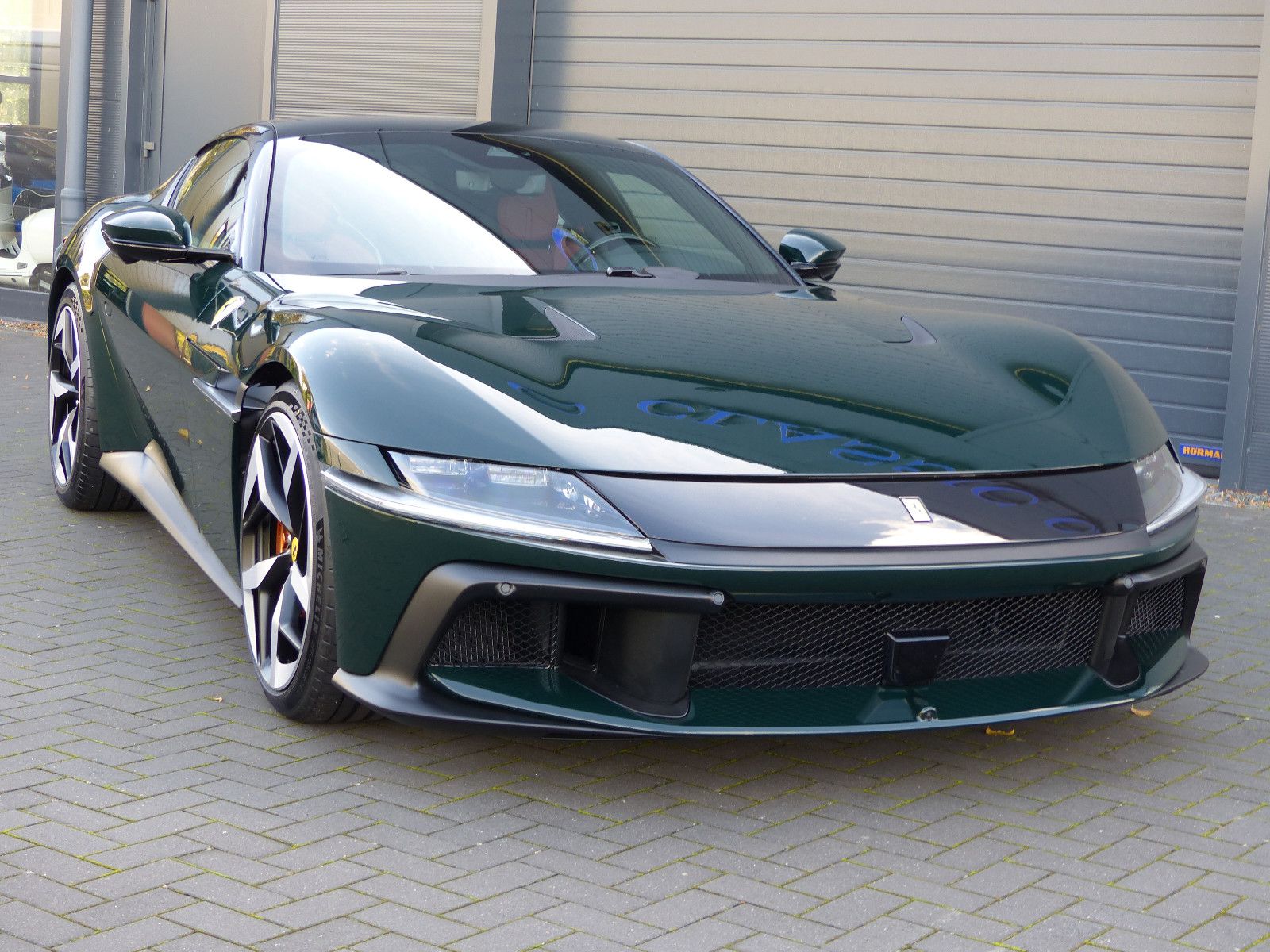 Fahrzeugabbildung Ferrari 12Cilindri *Inzahlungnahme/Trade-in*