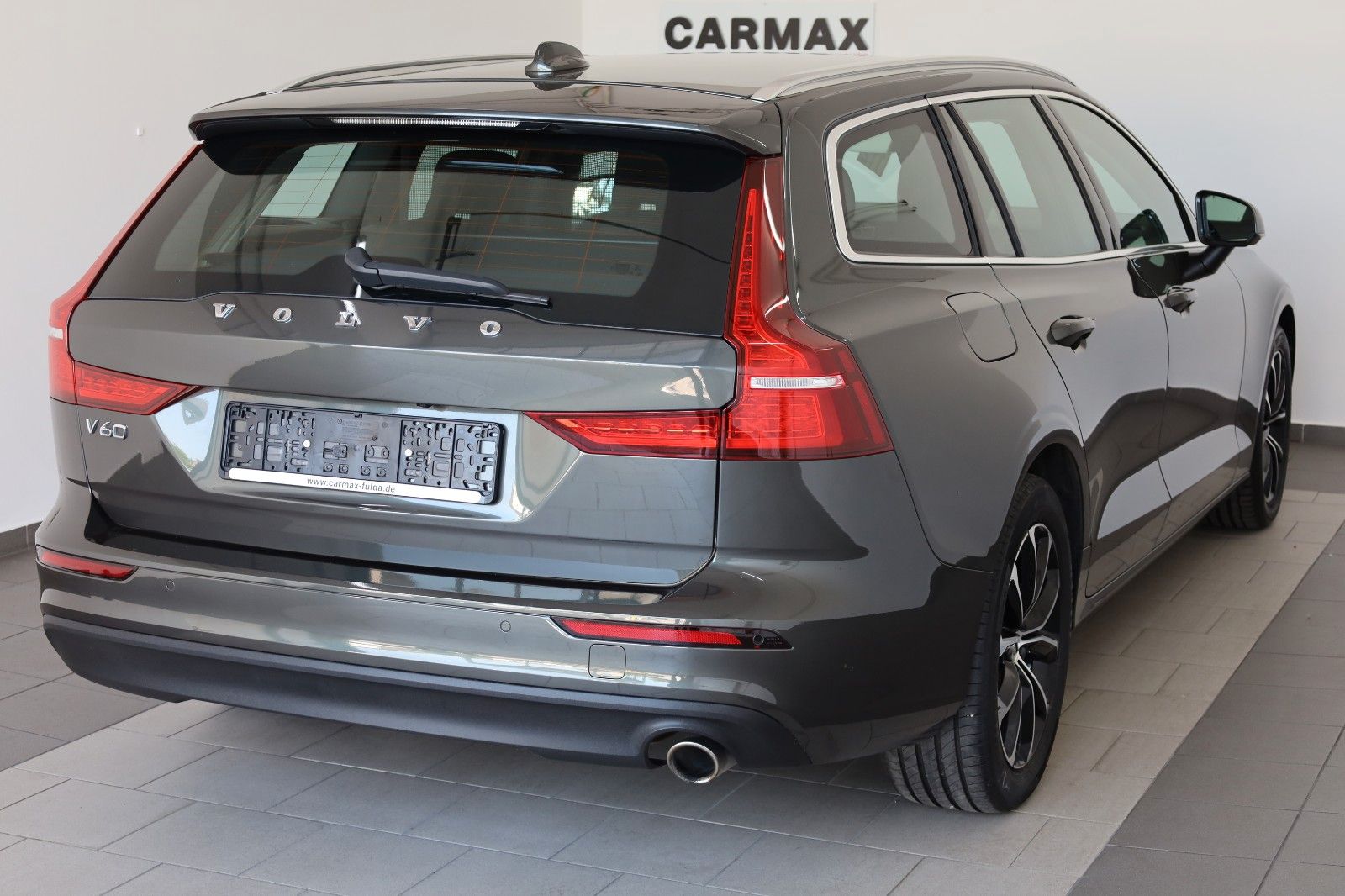 Fahrzeugabbildung Volvo V60 Momentum Pro,Navi,LED,SH,Kamera,DAB,