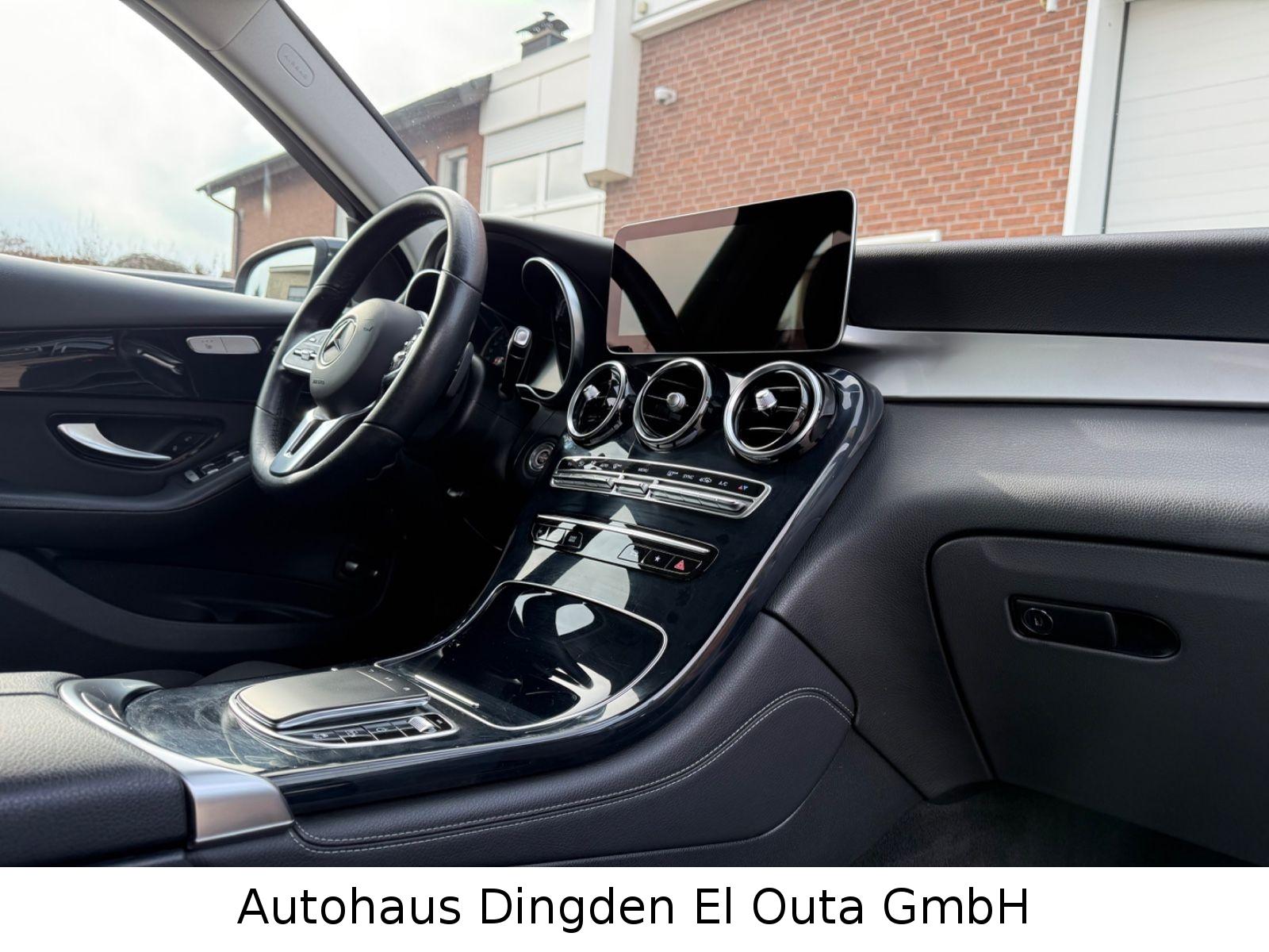 Mercedes-Benz GLC 300d Business 4Matic