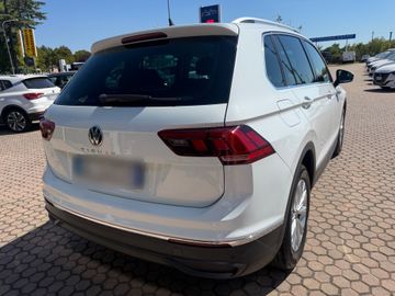 Volkswagen Tiguan - 5