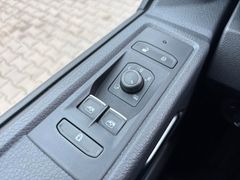 Fahrzeugabbildung Volkswagen T6.1 Multivan 150 PS DSG Navi Sitzh 3xKlima ACC