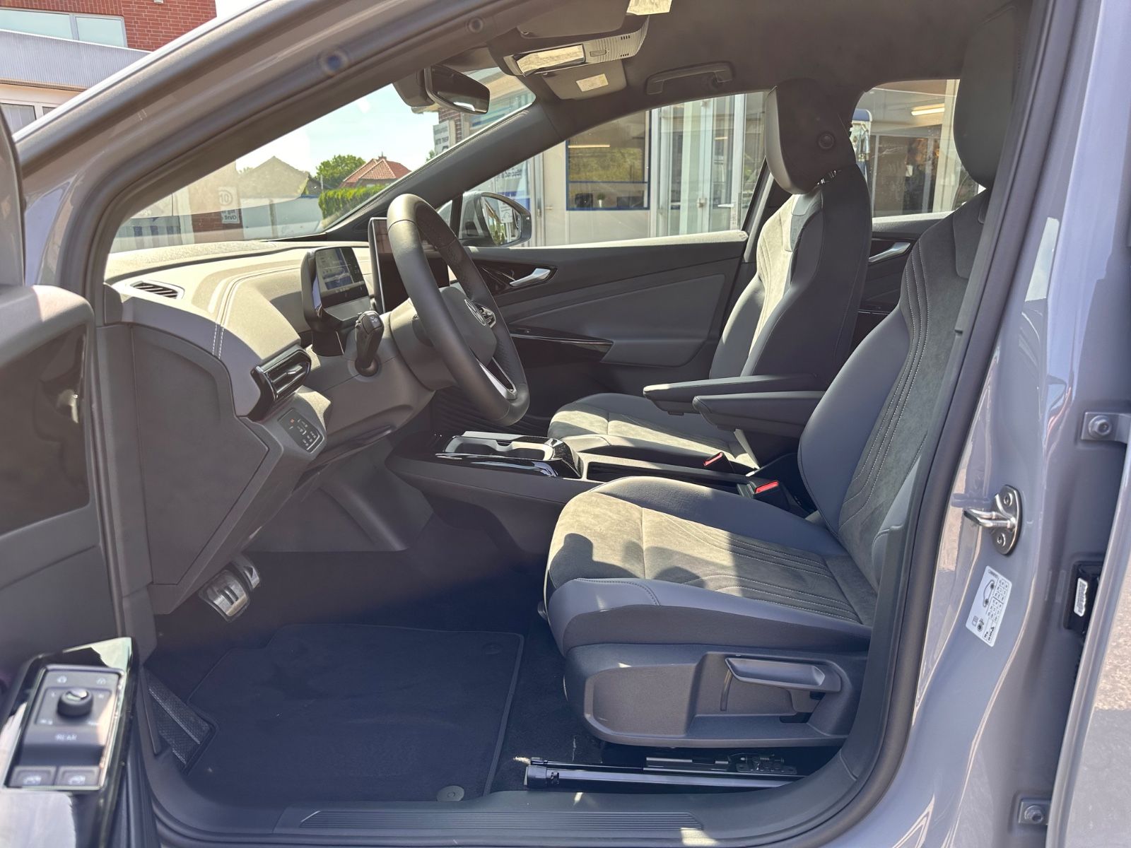 Fahrzeugabbildung Volkswagen ID.4 Pro 82 kWh APP/ACC/NAVI/SHZG/RFK