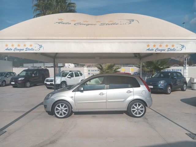 Ford Fiesta 1.4 DISEL TITANIUM NEO PATENTATI VET