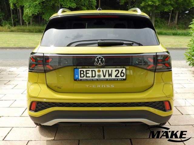 T-Cross R-Line 1.5 TSI ACT DSG LED AHZV IQ.L. RF