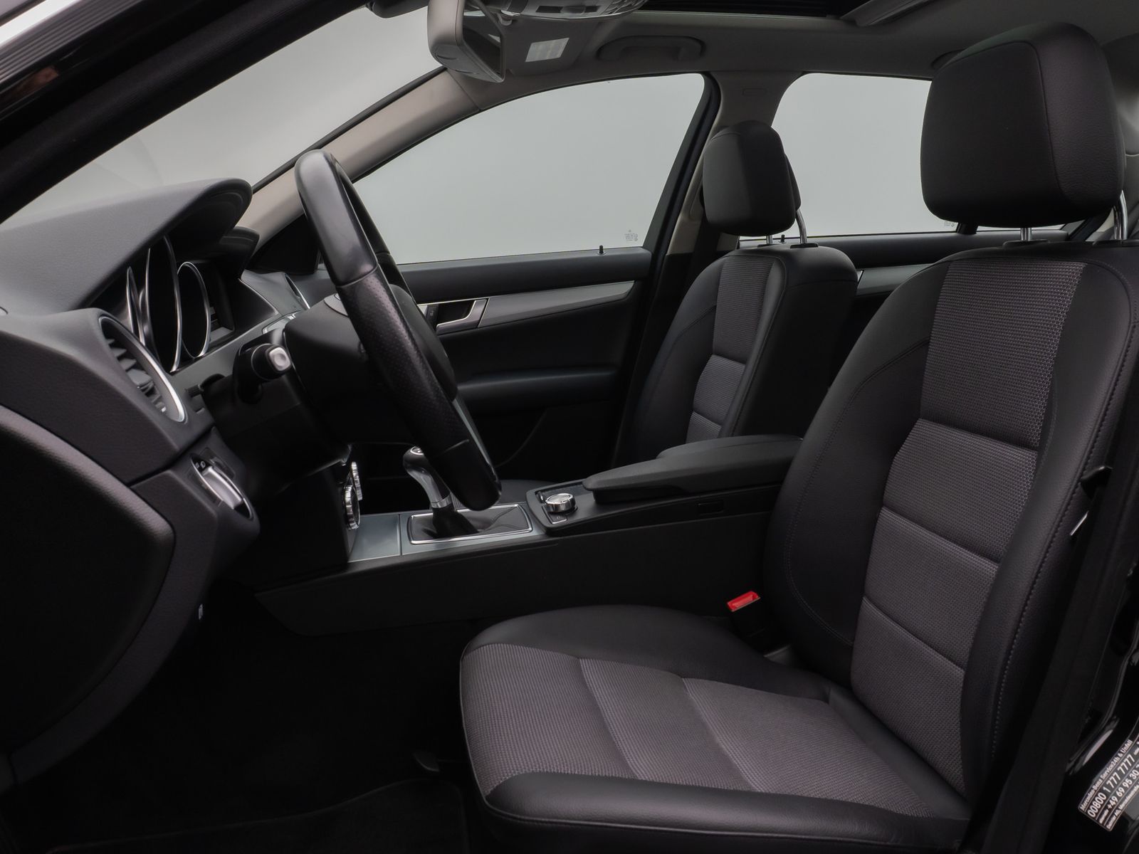 Fahrzeugabbildung Mercedes-Benz C 200 CDI Avantgarde Limo Schiebedach SHZ