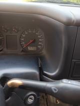 Volkswagen T4 Caravelle 2,5-l-Diesel TDI 75kW lang Standard - Volkswagen T4 Caravelle: 8 Sitzer