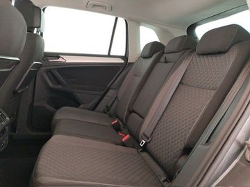 Volkswagen Tiguan - 10