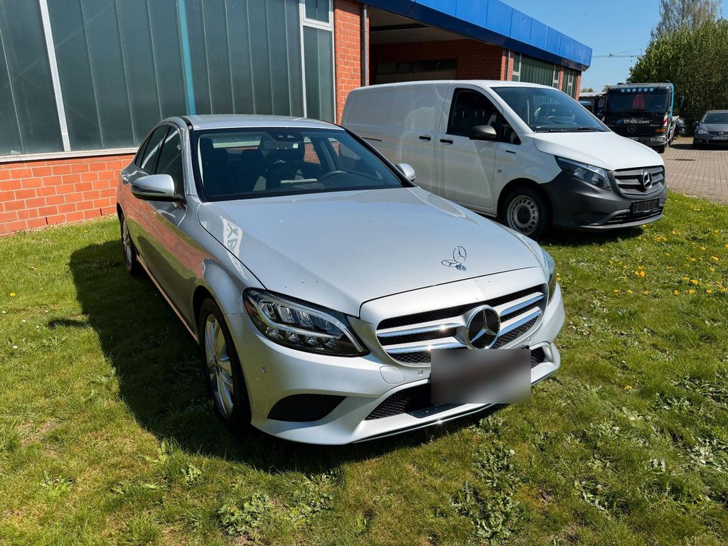 Image of Mercedes-Benz C 180