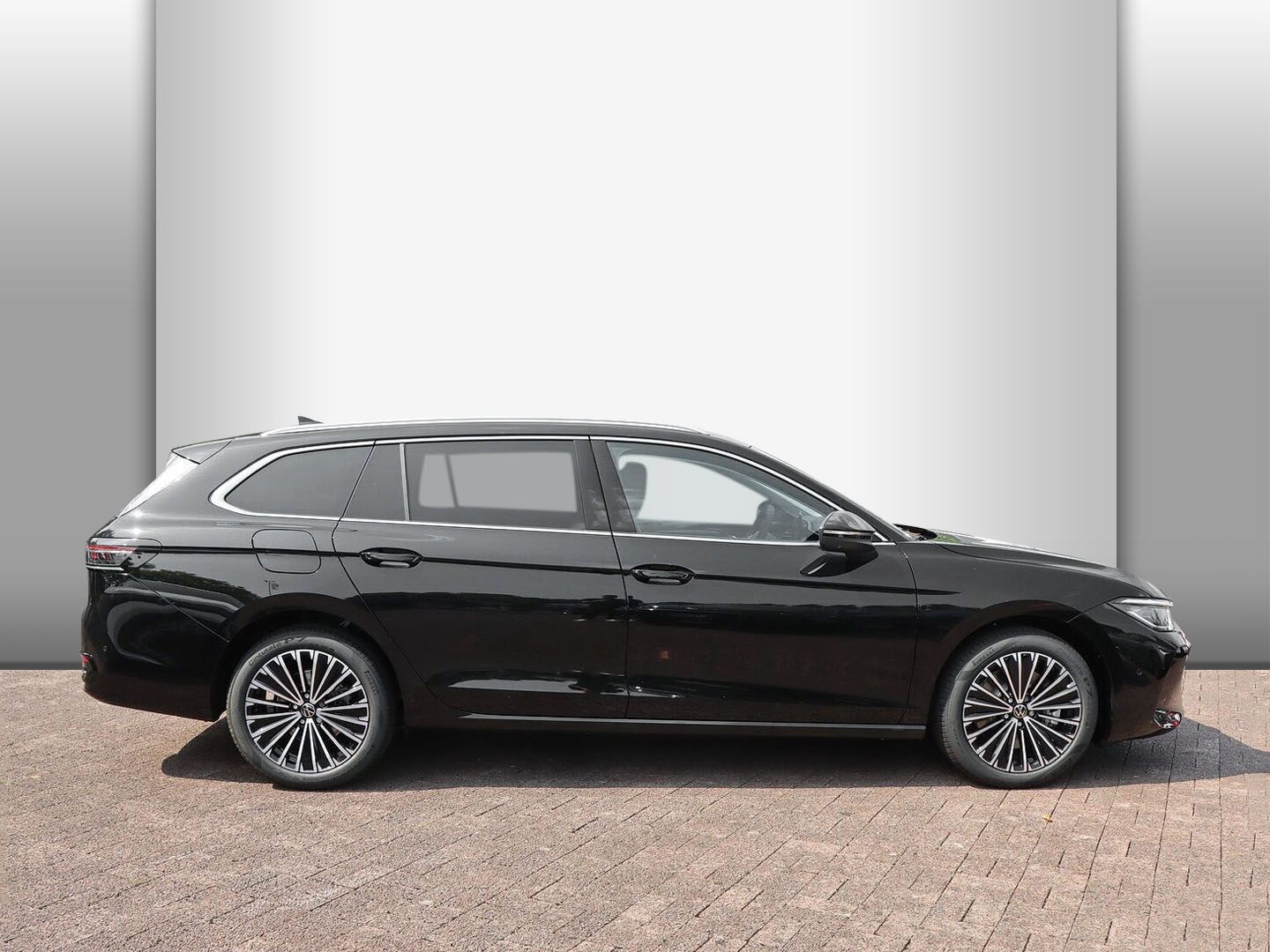Volkswagen Passat Elegance 1.5 eHybrid OPF DSG AHK PANO MAT foto 4