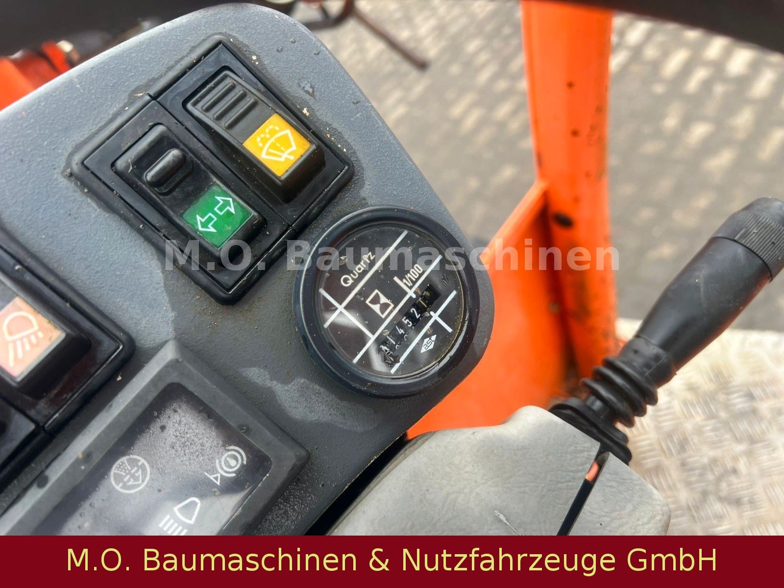 Fahrzeugabbildung Andere Benotec BCA 1526-1 /Radlader + Verlegemaschine/