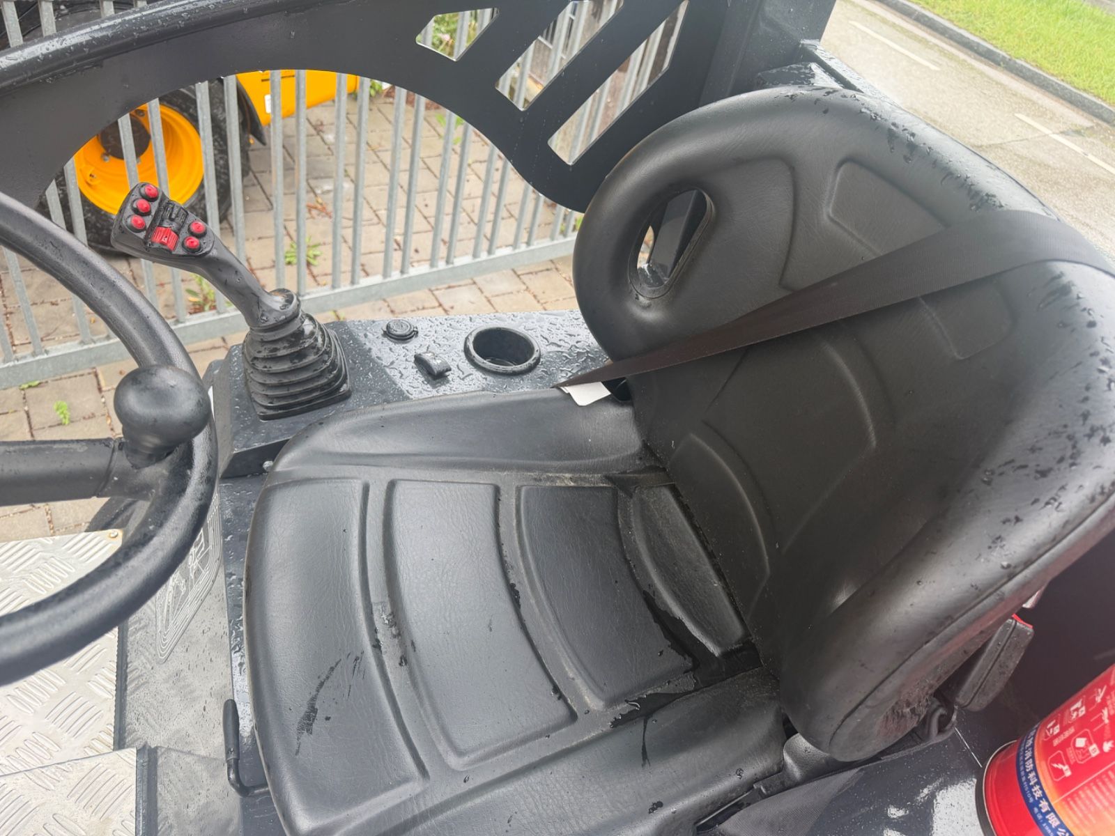 Fahrzeugabbildung Andere LGCM  LG 20-S Yanmar Motor 26PS