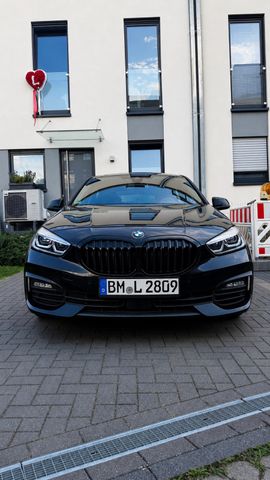 BMW BMW 118i Automatik (2020) | 104.933 km | Frische