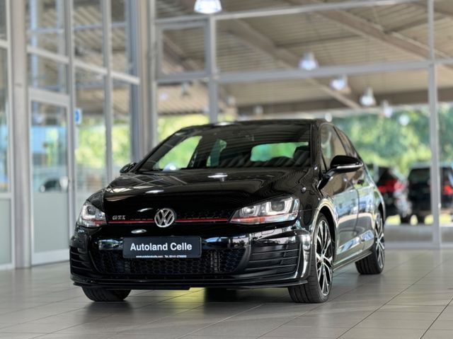 Volkswagen Golf VII GTI Performance DSG Leder Bi-Xenon DCC