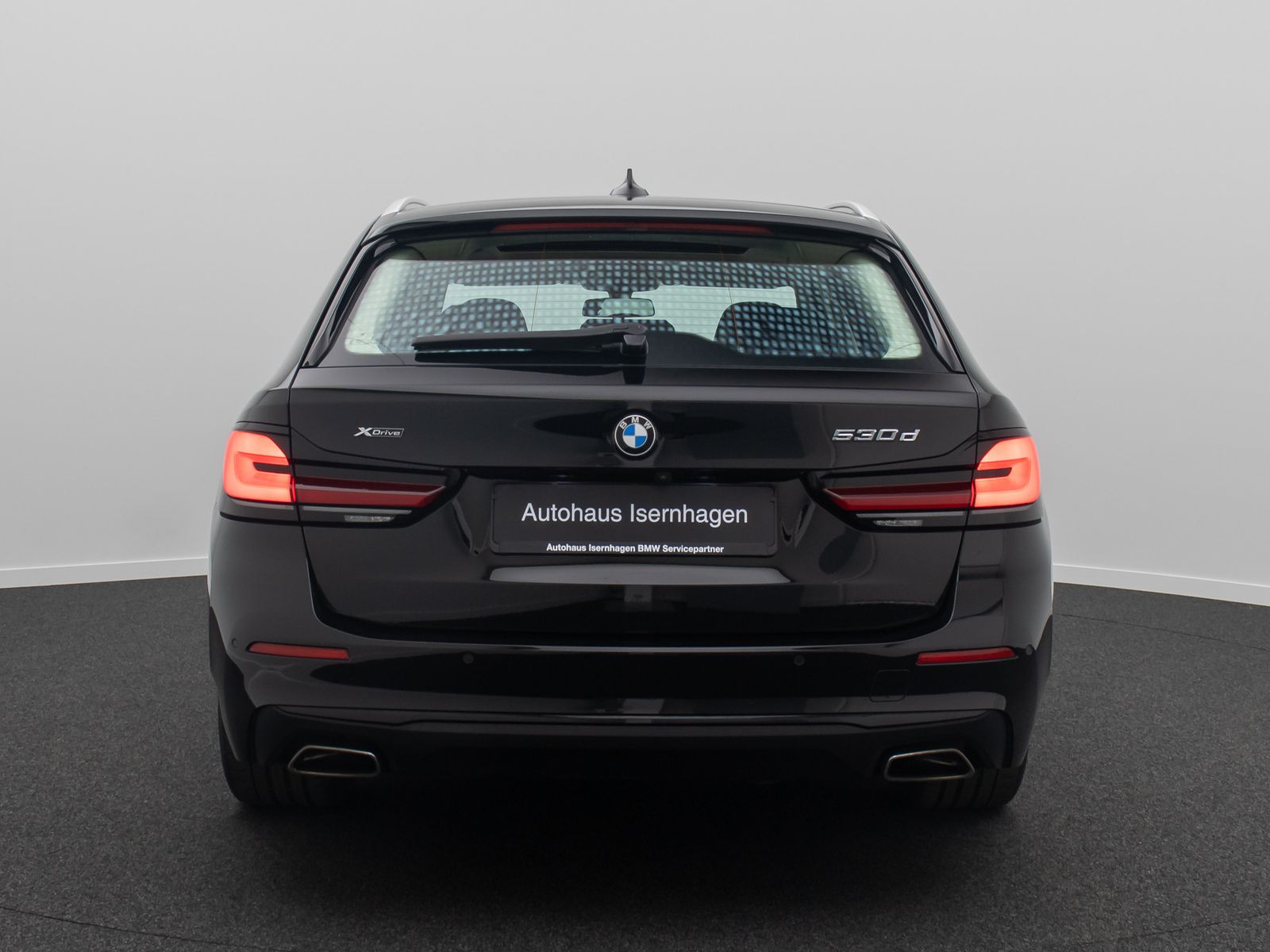 Fahrzeugabbildung BMW 530d xD Kamera DAB Laser HUD Belüft Panorama 19"