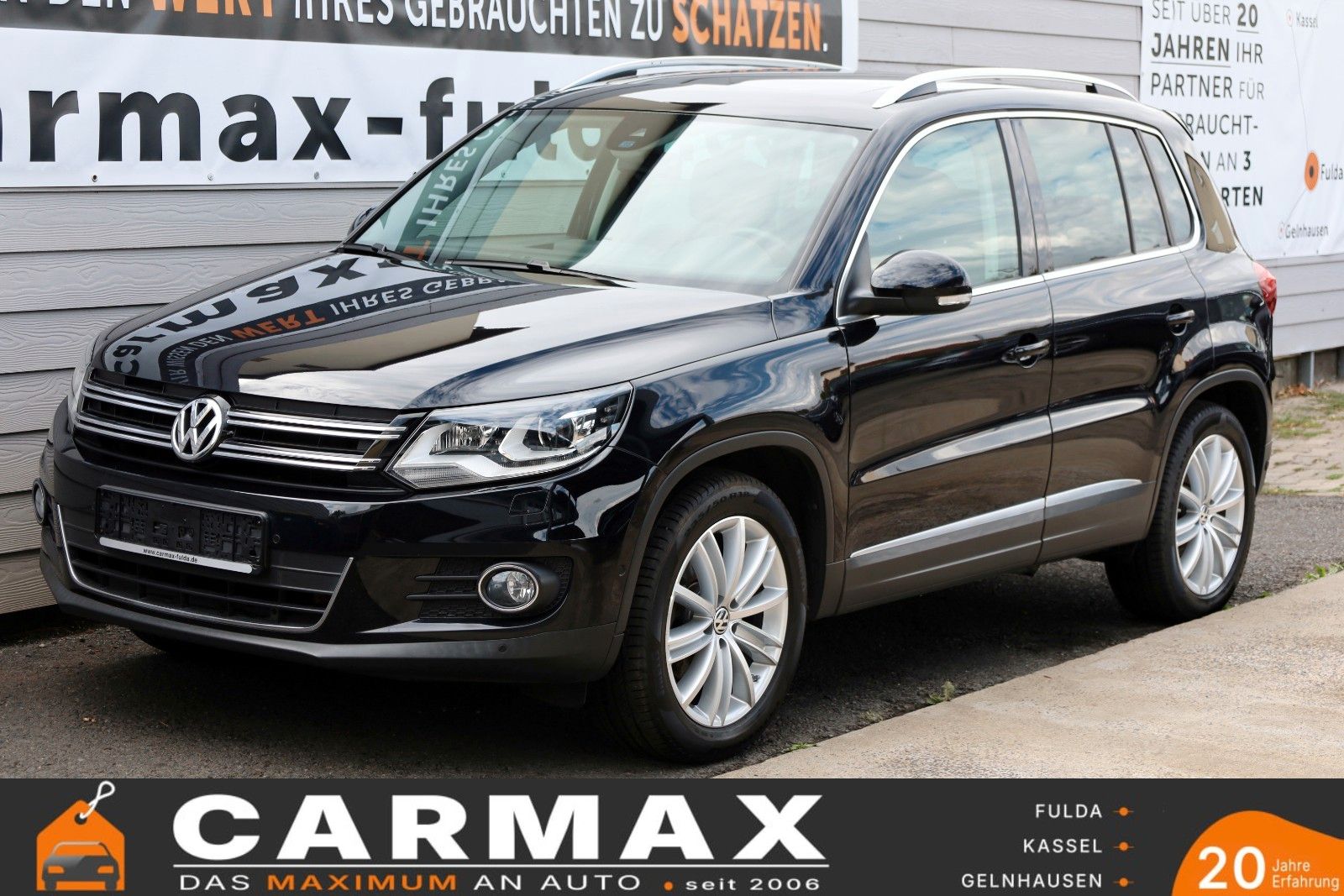 Fahrzeugabbildung Volkswagen Tiguan Sport & Style Navi,Xenon,Panorama,SH,PDC