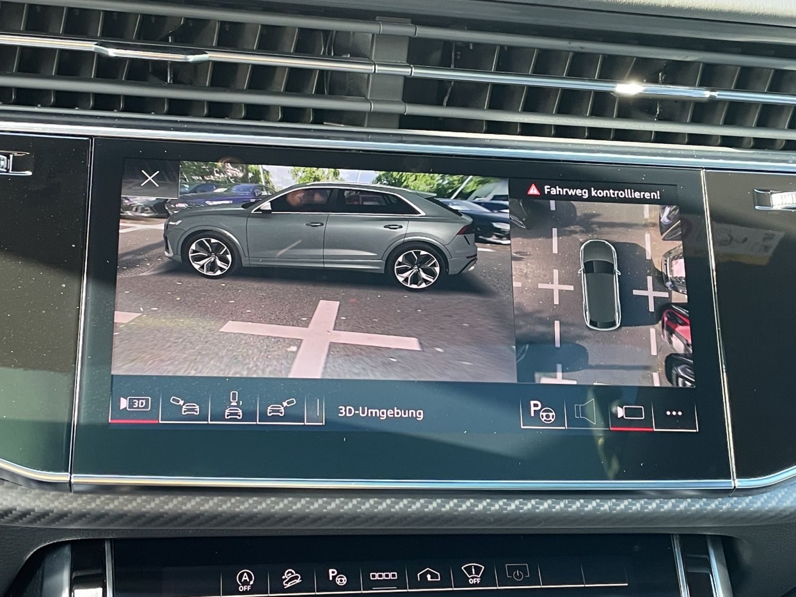 Audi RSQ8 - Bild 26