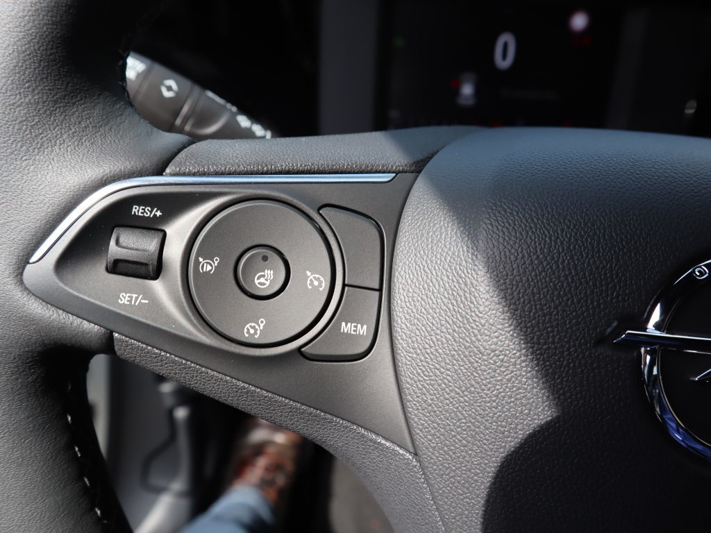 Fahrzeugabbildung Opel Mokka 1.2 DI Turbo GS+Kamera+Sitzheiz+LED+
