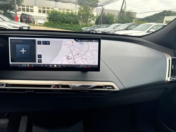 BMW iX xDrive40 Sportpaket Head-Up HK HiFi DAB LED