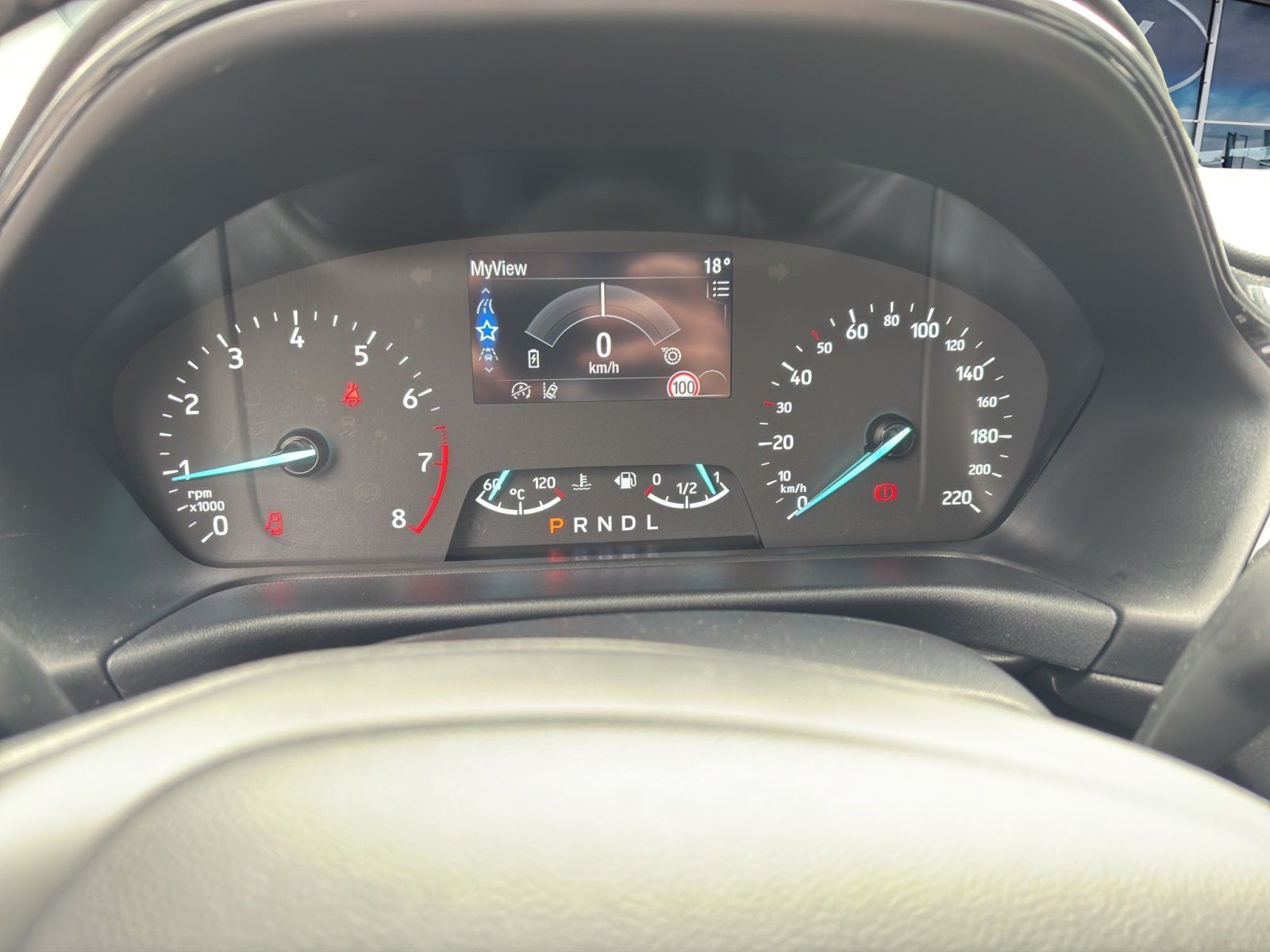 Fahrzeugabbildung Ford Puma    1.0l Titanium Design #RFK #WinterpaketPa