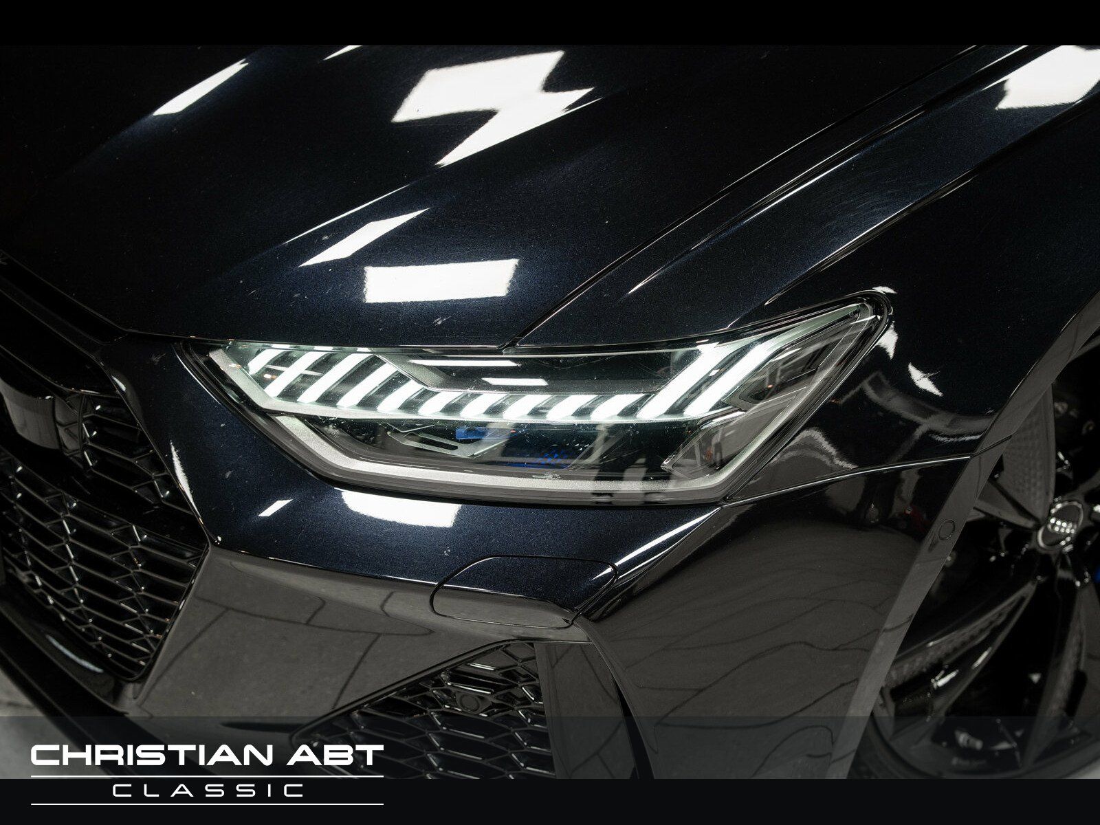 Fahrzeugabbildung Audi RS 6 Avant 4.0 TFSI quattro B&O Keramik Pano