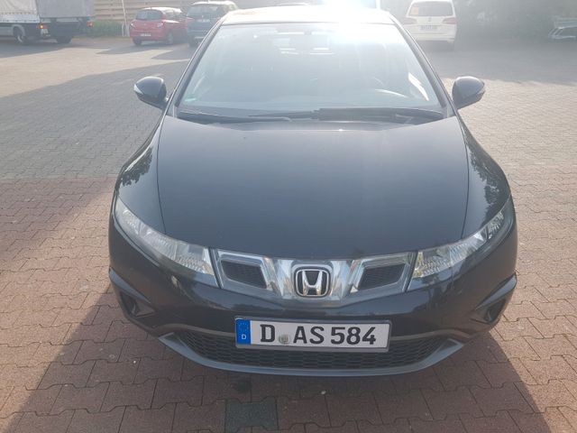 Honda Civic Lim. 5-trg. 1.4 Comfort KLIMAAUTOMATIK