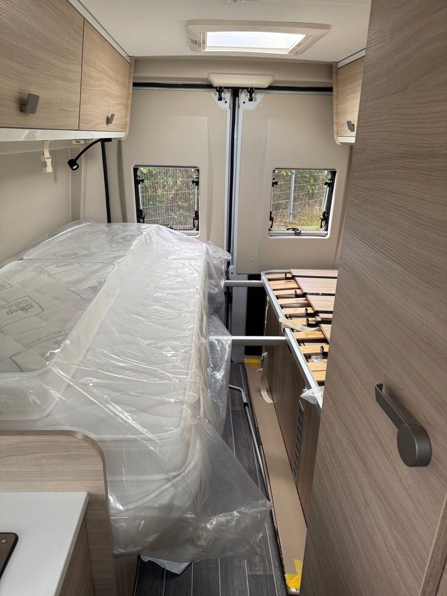 Fahrzeugabbildung Forster Livin Up FV599EBL Solar,Markise,RK