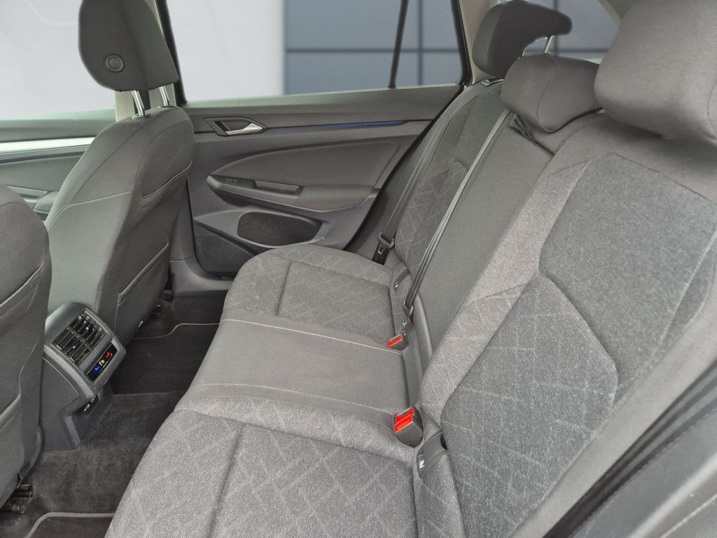 Golf VIII Variant 2.0 TDI Life *DSG*AHK*LED*NAVI