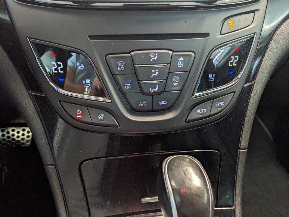 Opel Insignia Sports Tourer 2.0 CDTI BiTurbo 194 ch BVA / Toit panoramique / Bose / Cuir Nappa ventilé / Caméra de recul