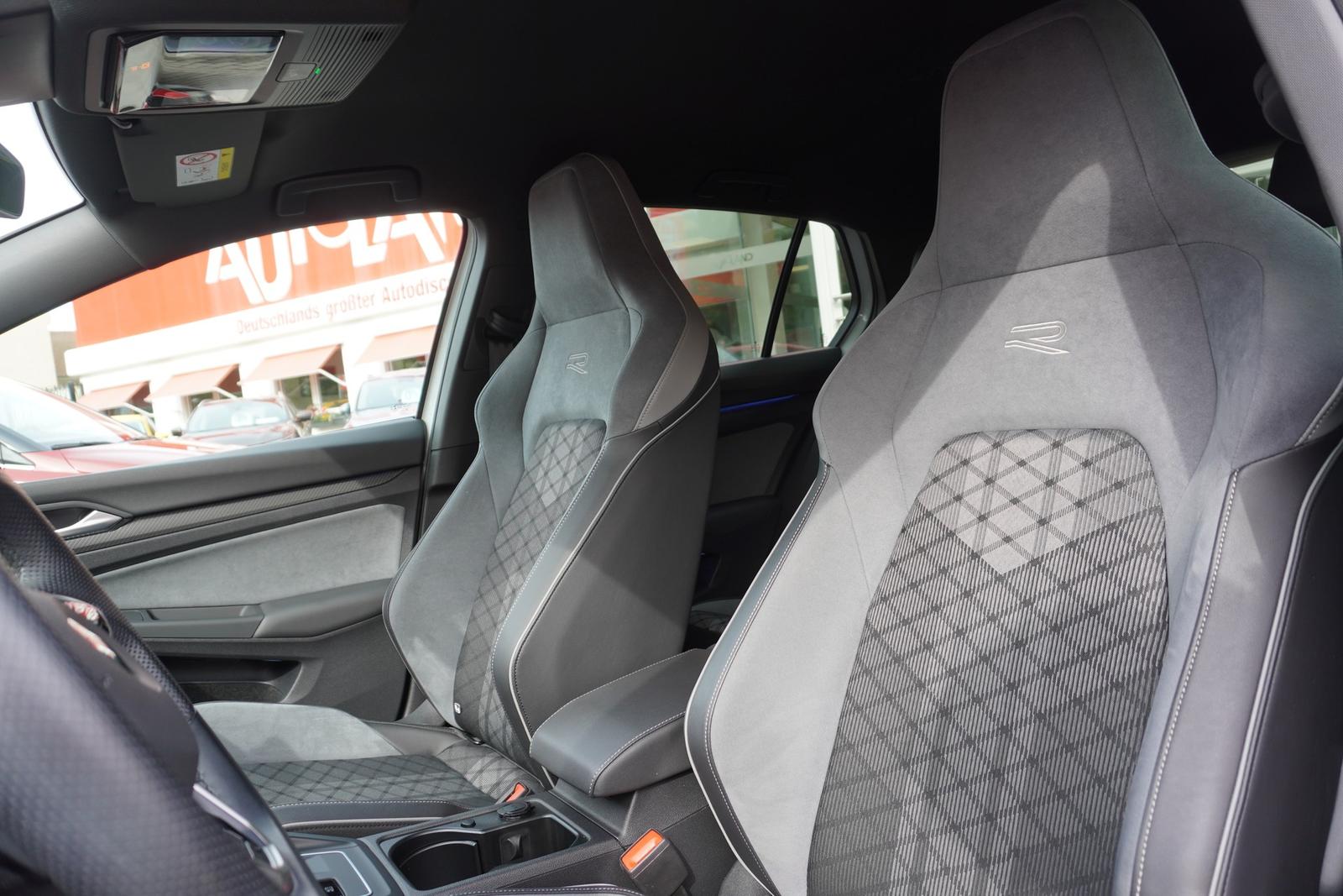 Volkswagen Golf VIII eTSI R-Line DSG App-Connect DAB LED, миниатюра 27