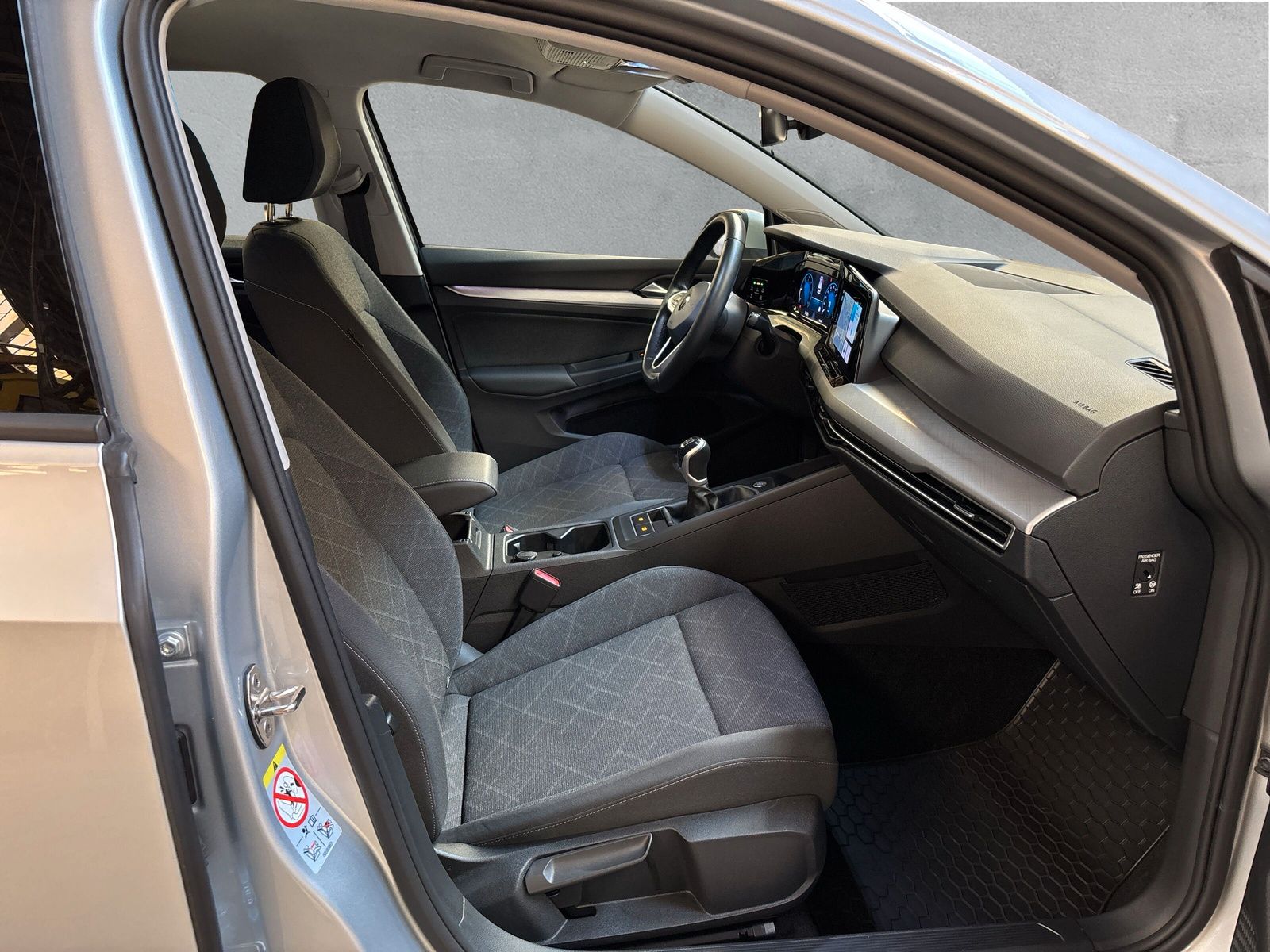 Fahrzeugabbildung Volkswagen Golf Variant Life 2.0 TDI App-Connect LED-Plus