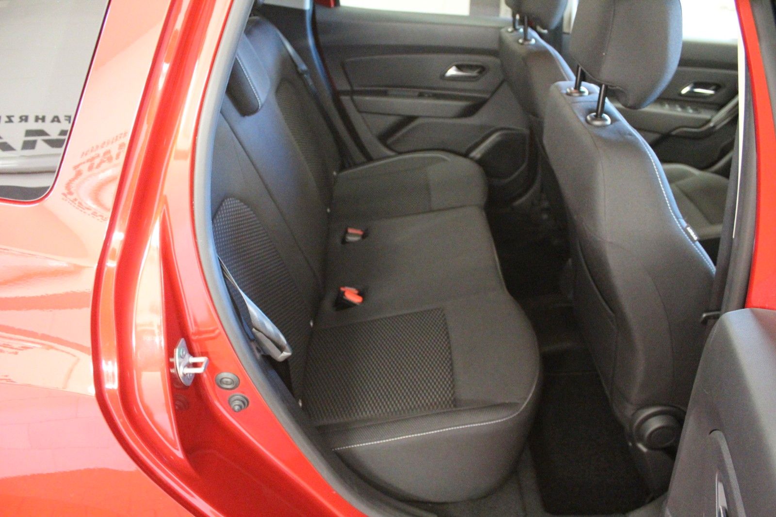 Fahrzeugabbildung Dacia Duster TCe130 *Urban*Navi*Sitzhzg*Kamera