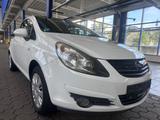 Opel Corsa D Color Edition KLIMA/LENKRADHEIZUNG/ SHZ - Opel Corsa aus 2010: Edition