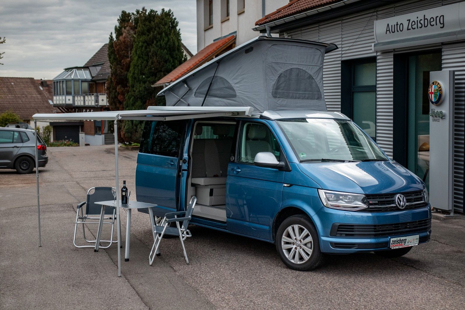 Fahrzeugabbildung Volkswagen T6 California Coast "30 Years"  4Motion 516€/Mon